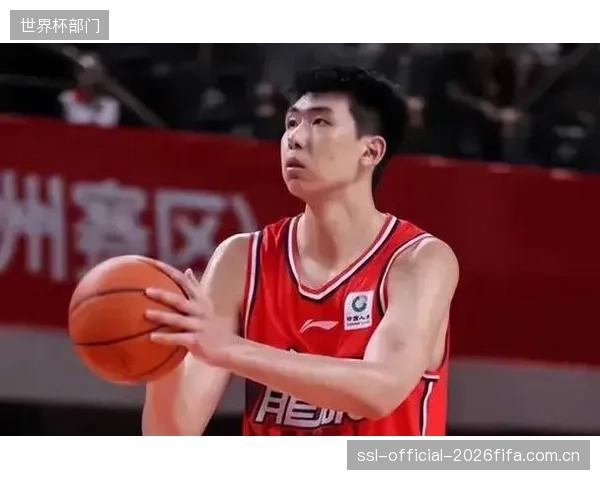 徐昕展现高效终结能力与篮板统治力，成为广州队内线新核。